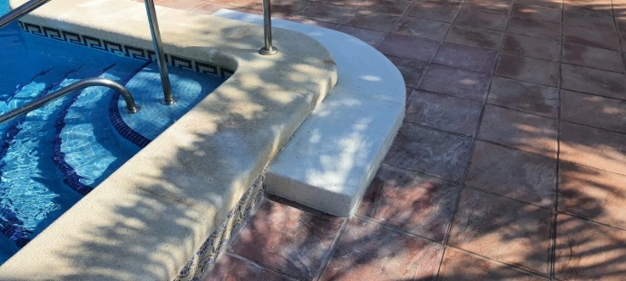 Foto de coronación de piscina